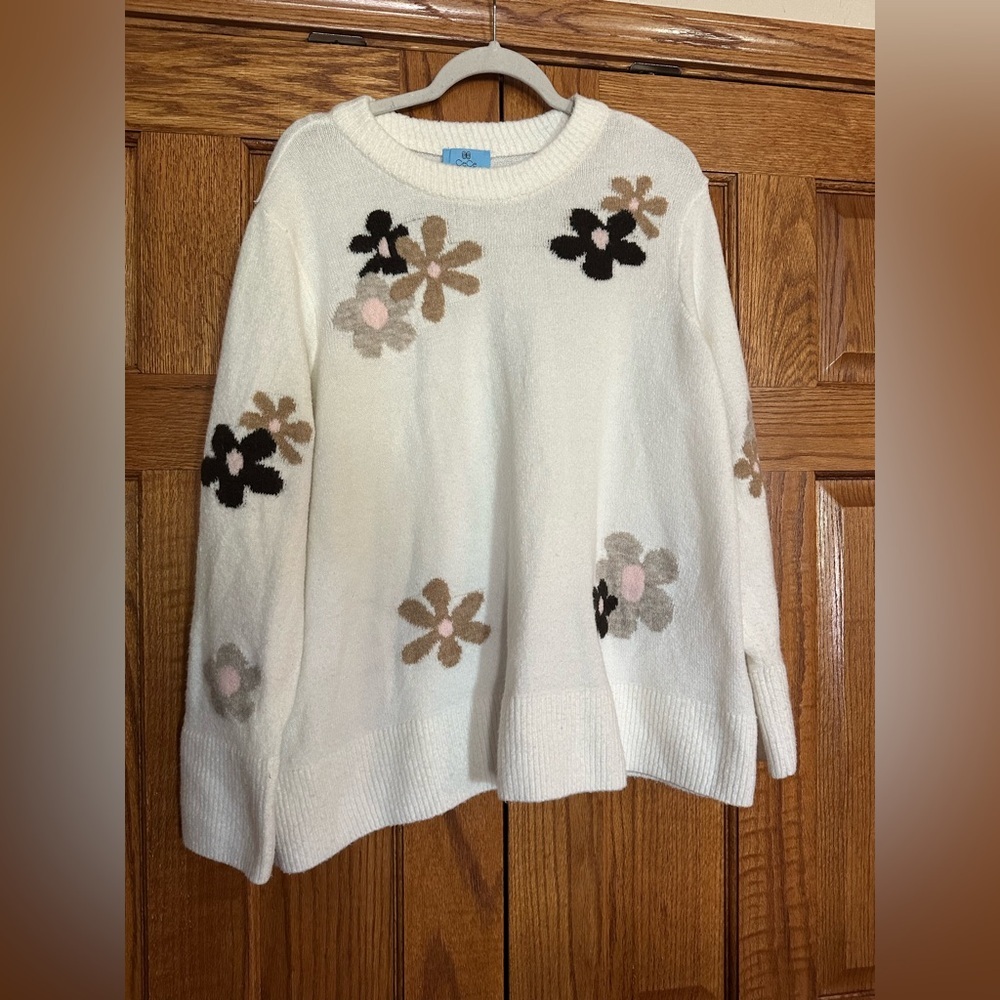 CeCe White Sweater with Tan and Brown Floral Accents